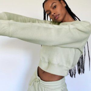 Tna Cozy Fleece Perfect Shrunken Sweatshirt